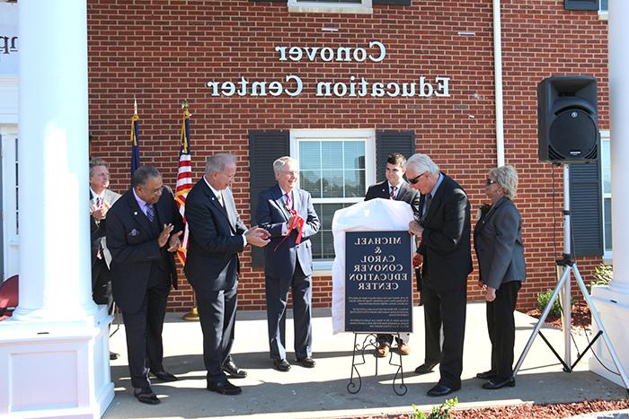 A plaque honoring Michael and Carol Conover was unveiled by from left: Carol Conover, Michael Conover, Wes Carter, CU regional director; U.S. Sen. Mitch McConnell, Senate Majority Leader; Dr. Michael V. Carter, CU president, and Dr. Joseph L. Owens, chair of the CU Board of Trustees. (CU Photo by Drew Tucker)